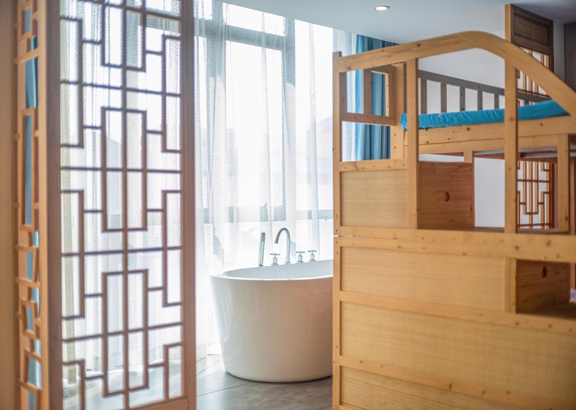 Zhangjiajie Dreamway Hotel - Free Pick Up Service Екстериор снимка