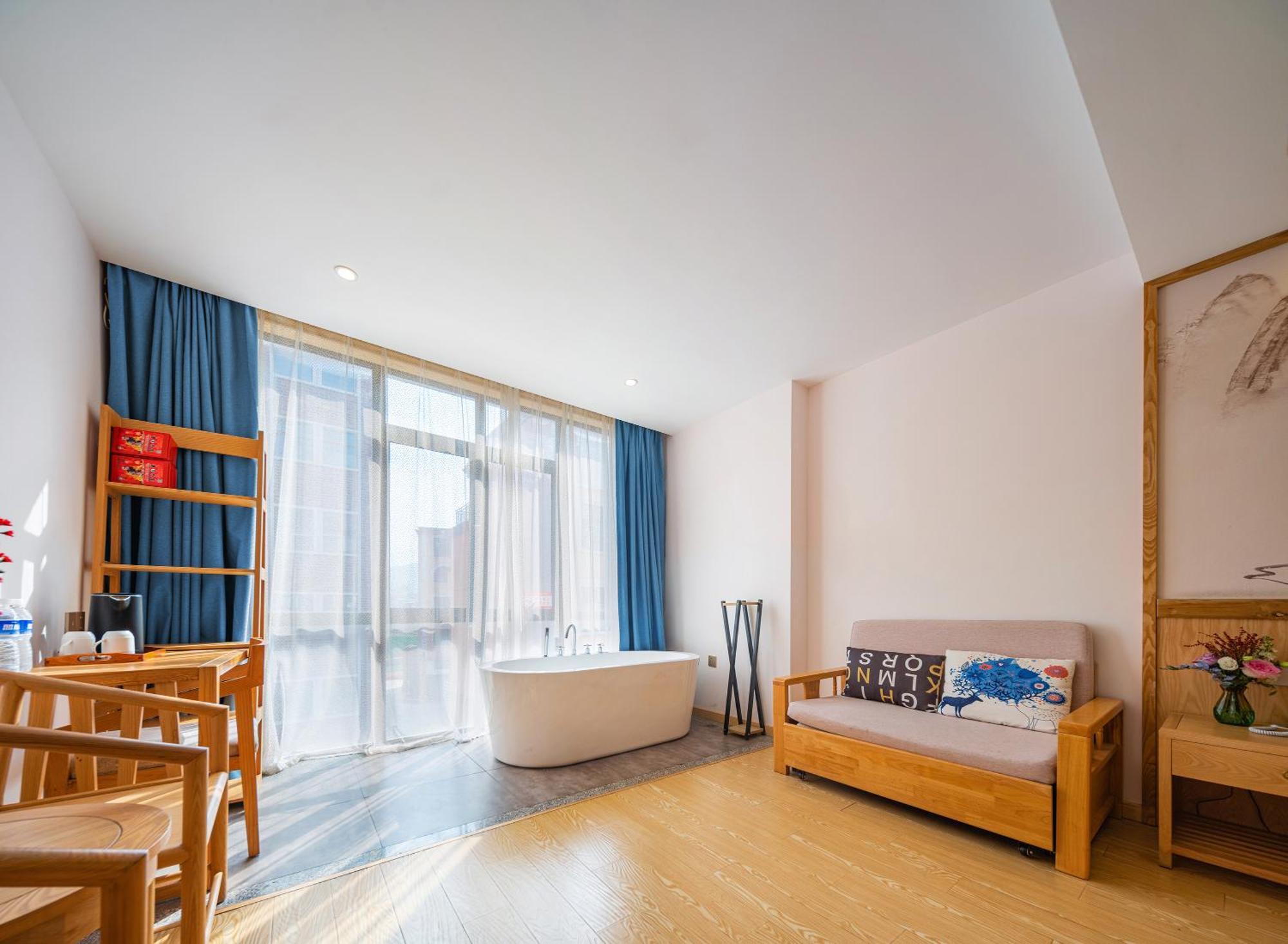 Zhangjiajie Dreamway Hotel - Free Pick Up Service Екстериор снимка